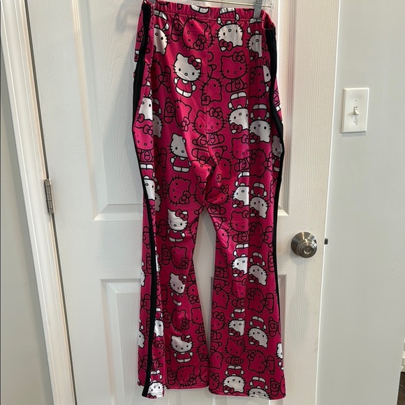 SHEIN 3XL Fuchsia Hello Kitty Lounge Flare Pants - Picture 11 of 14